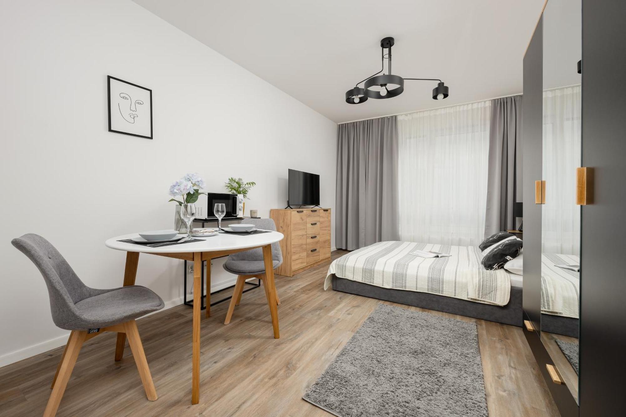 Gdansk Przymorze Pretty Studios & Pets Allowed By Noclegi Renters Extérieur photo